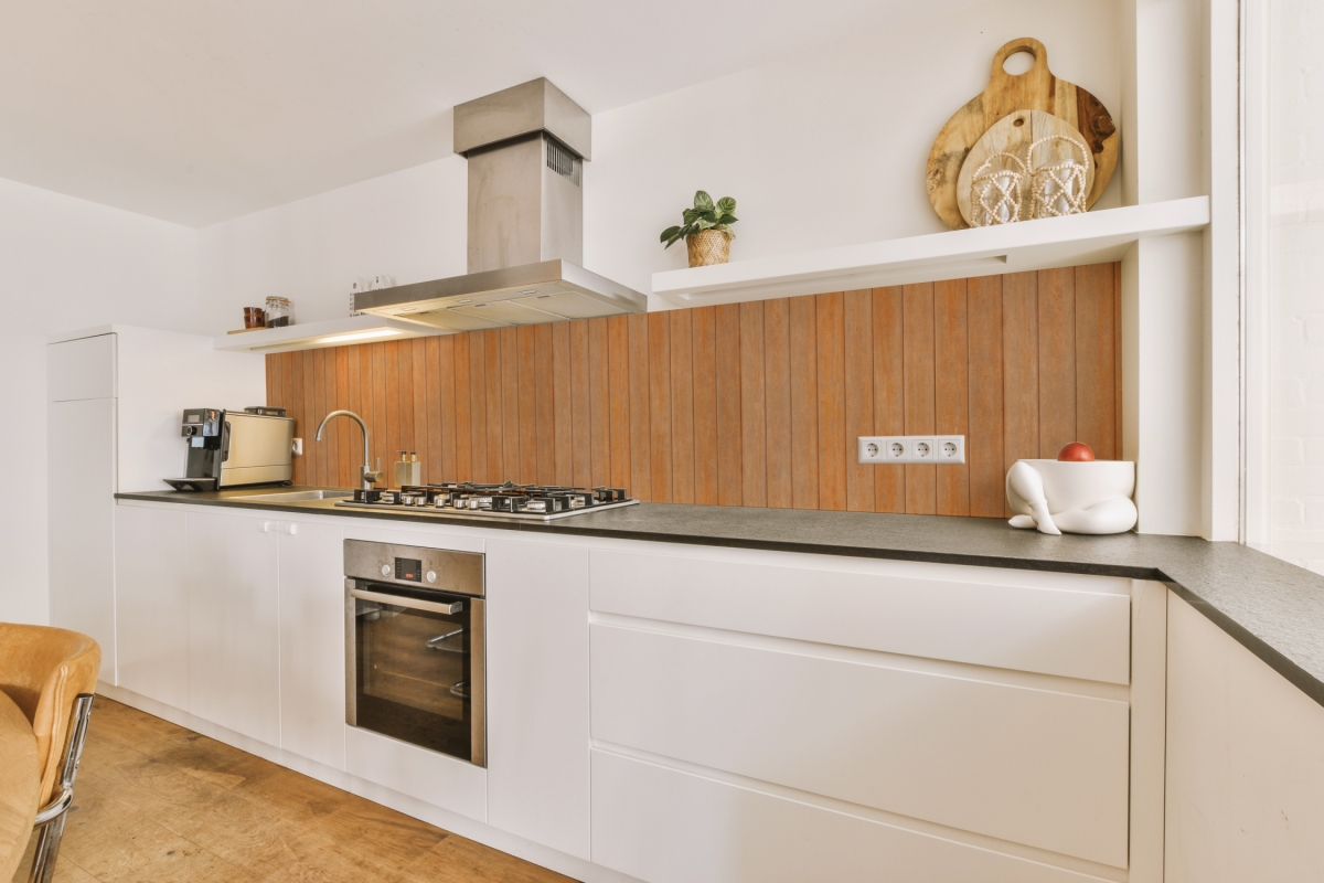 Küchenrückwand Folie Kambala Holzbalken