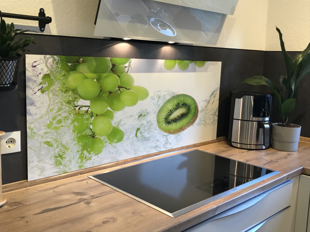 Spritzschutz Küche Acrylglas Traube Kiwi Splash