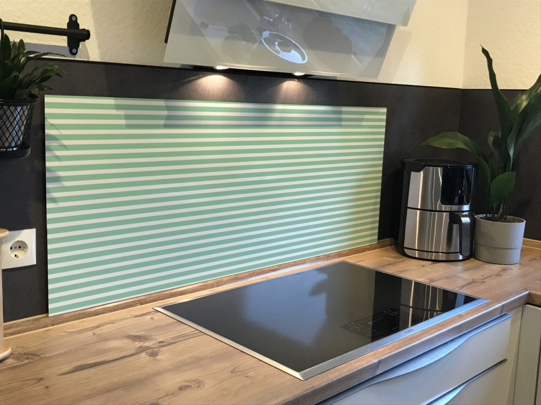Spritzschutz Küche Hartschaumplatte Mint Weiß Linien