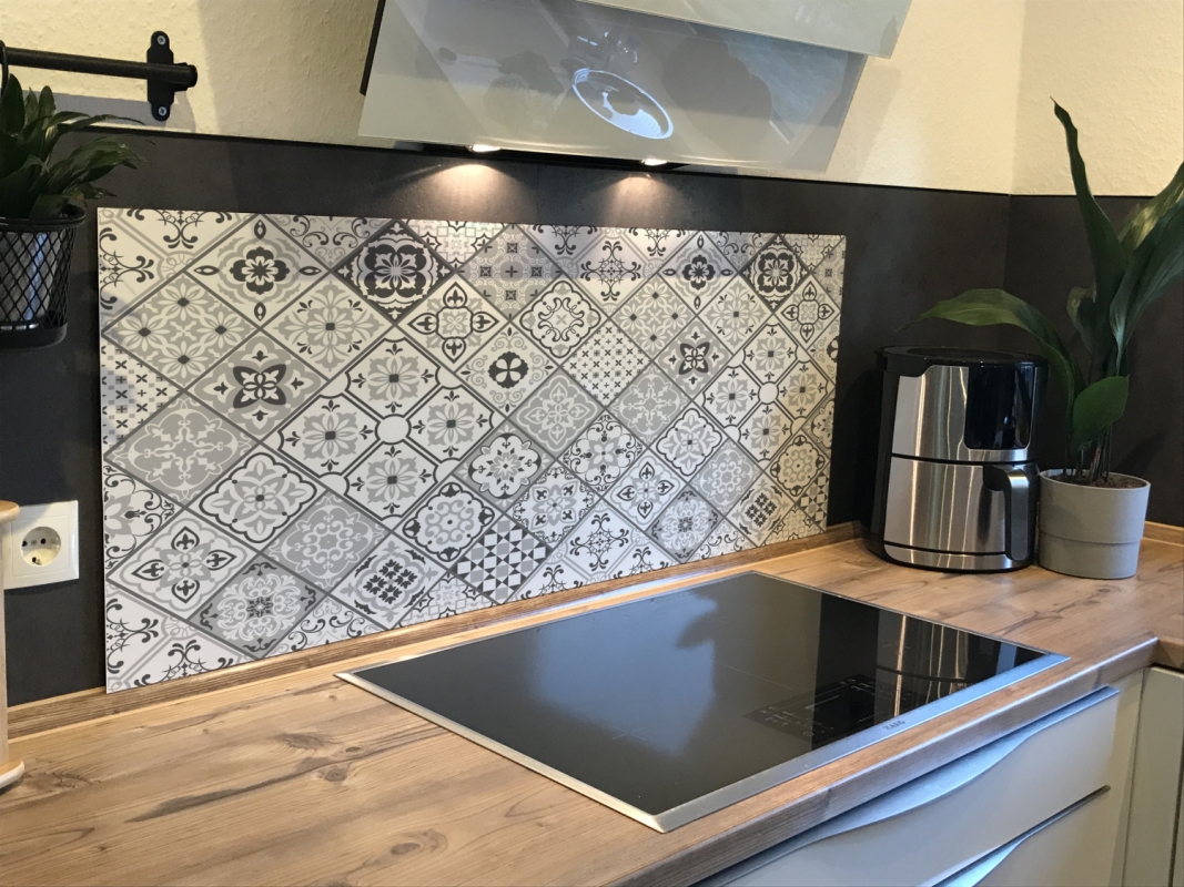 Spritzschutz Küche Hartschaumplatte Patchwork Fliesen Ornament