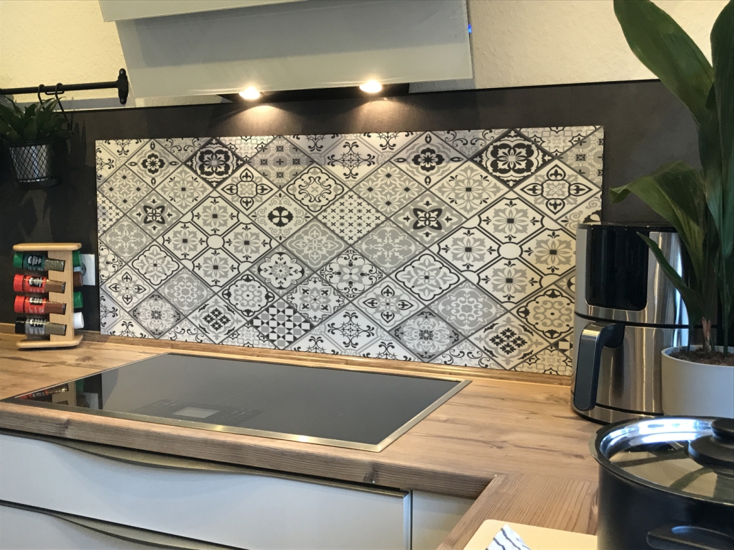 Spritzschutz Küche Hartschaumplatte Patchwork Fliesen Ornament