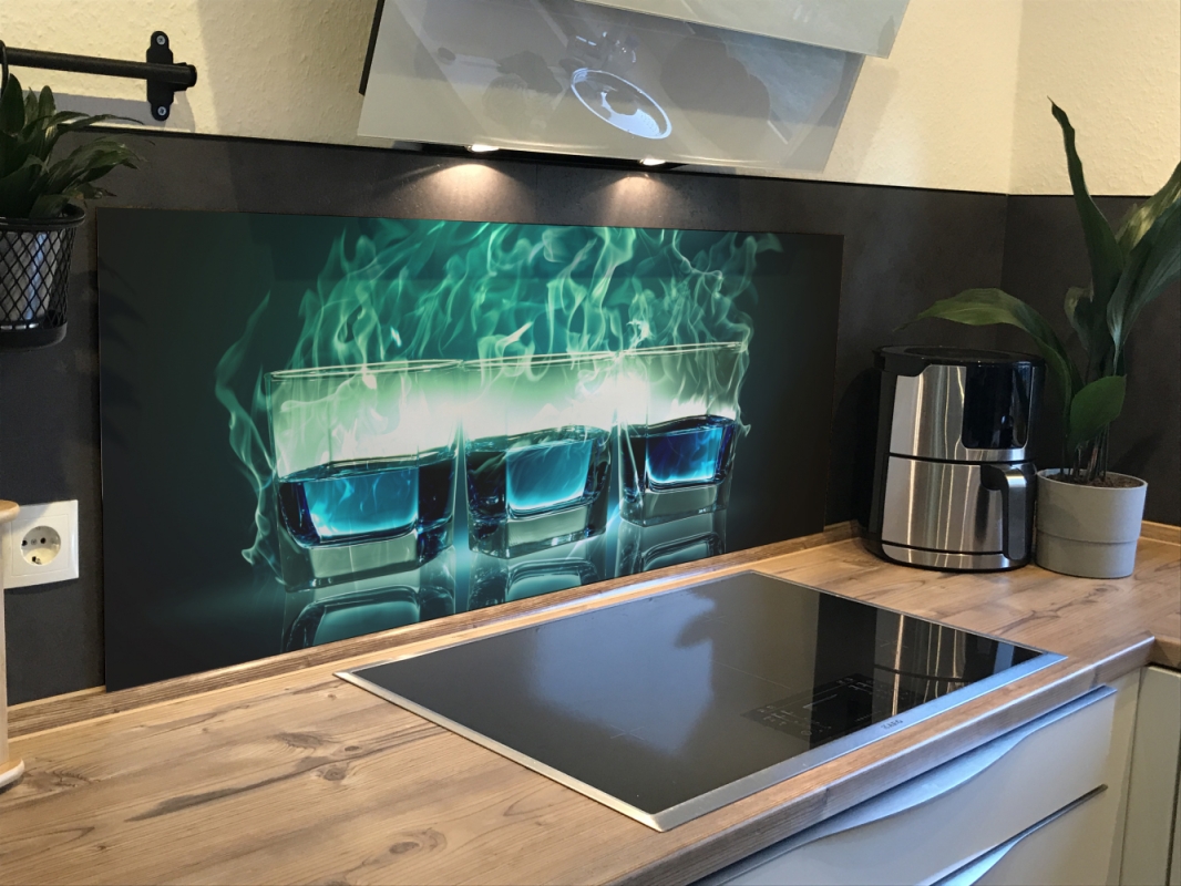 Spritzschutz Küche Aluverbund Blaue Feuer Cocktail Spritzschutz Küche Aluverbund Blaue Feuer Cocktail