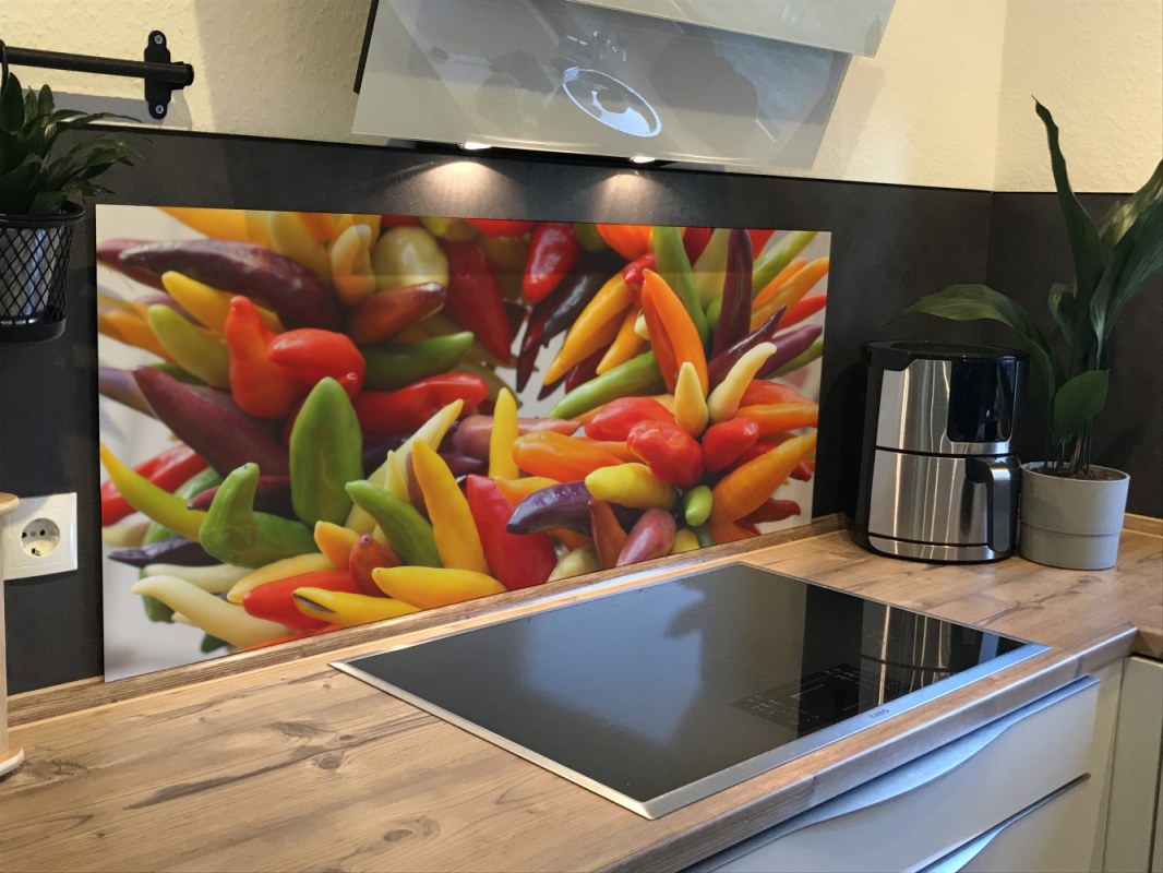 Spritzschutz Küche Hartschaumplatte Bunte Chilischoten Spritzschutz Küche Hartschaumplatte Bunte Chilischoten