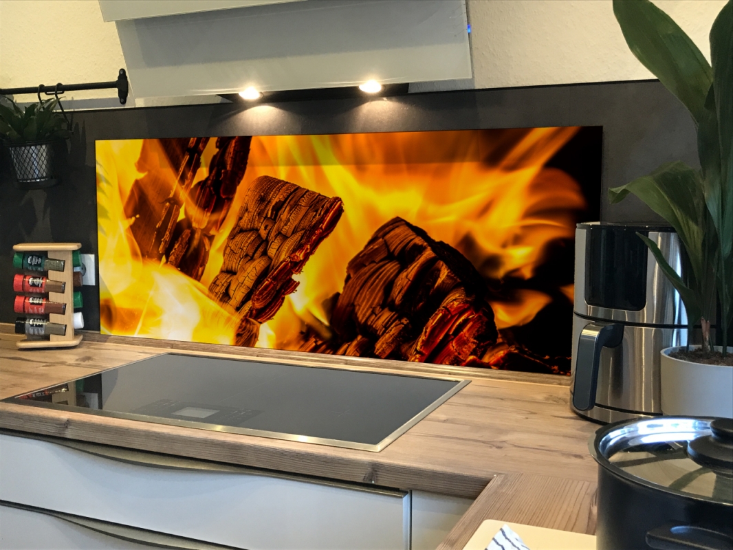 Spritzschutz Küche Holz Feuer Spritzschutz Küche Holz Feuer